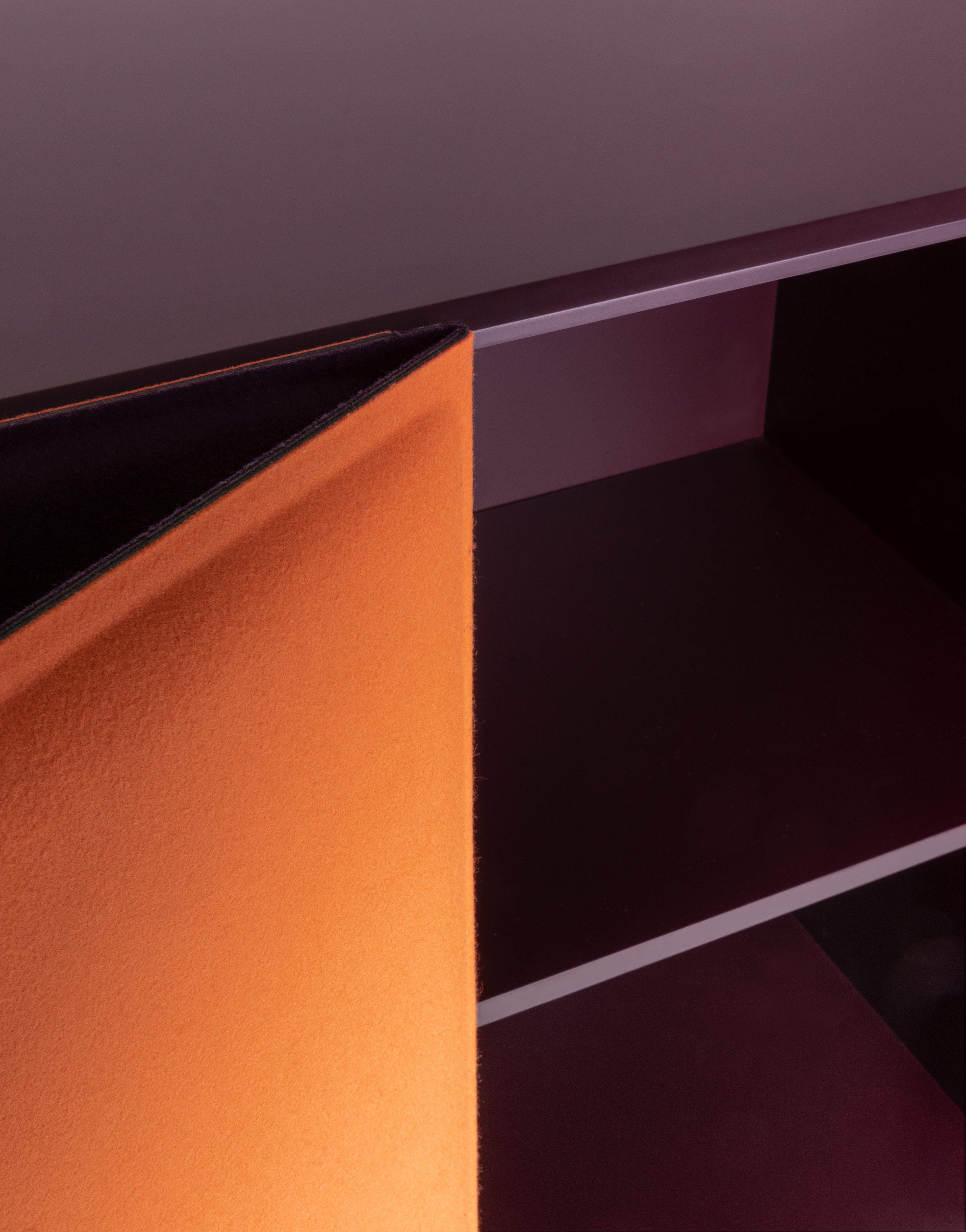 Tacito: il mobile contenitore minimalista e innovativo