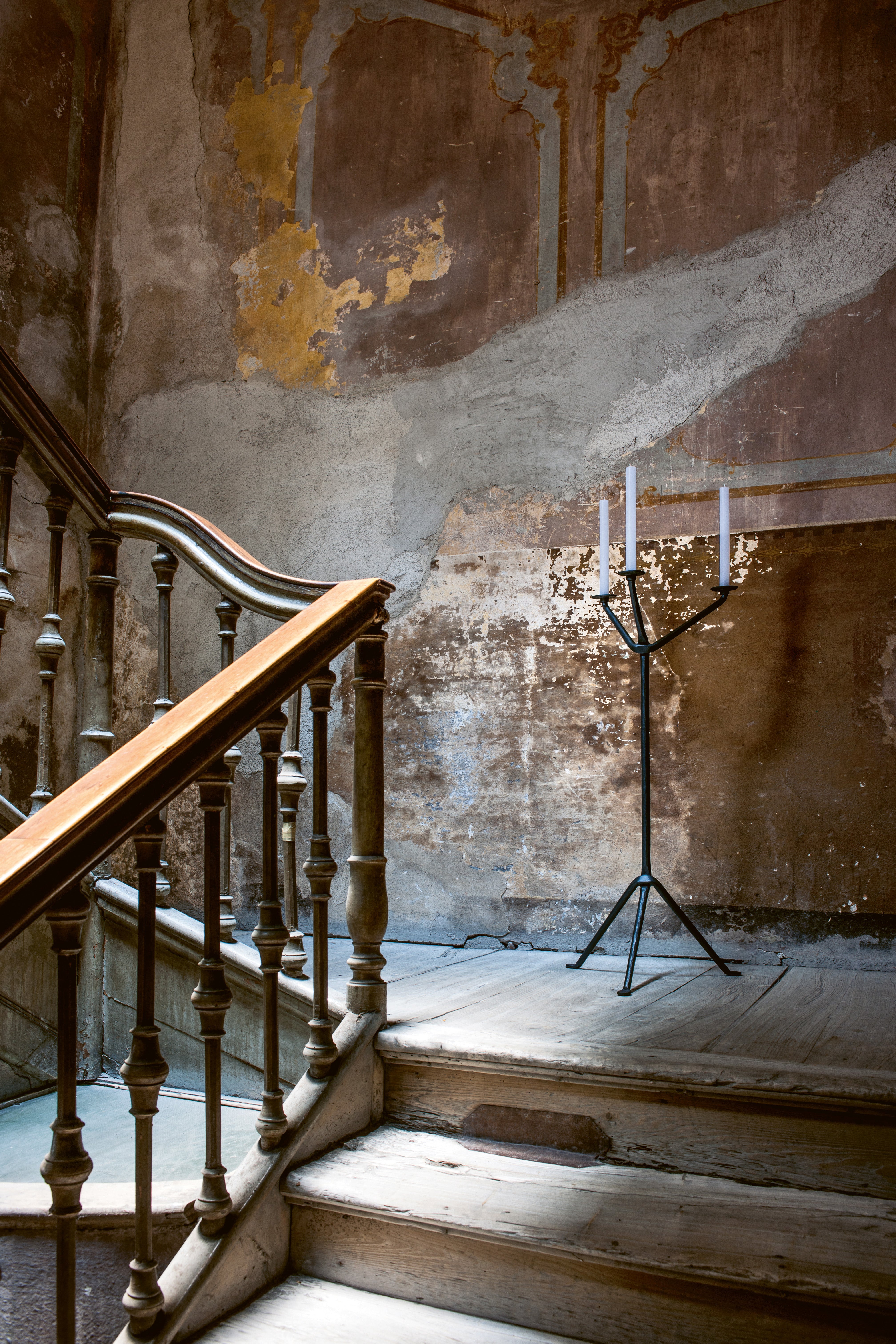 Candelabro Officina di Magis: l'antica arte della forgiatura