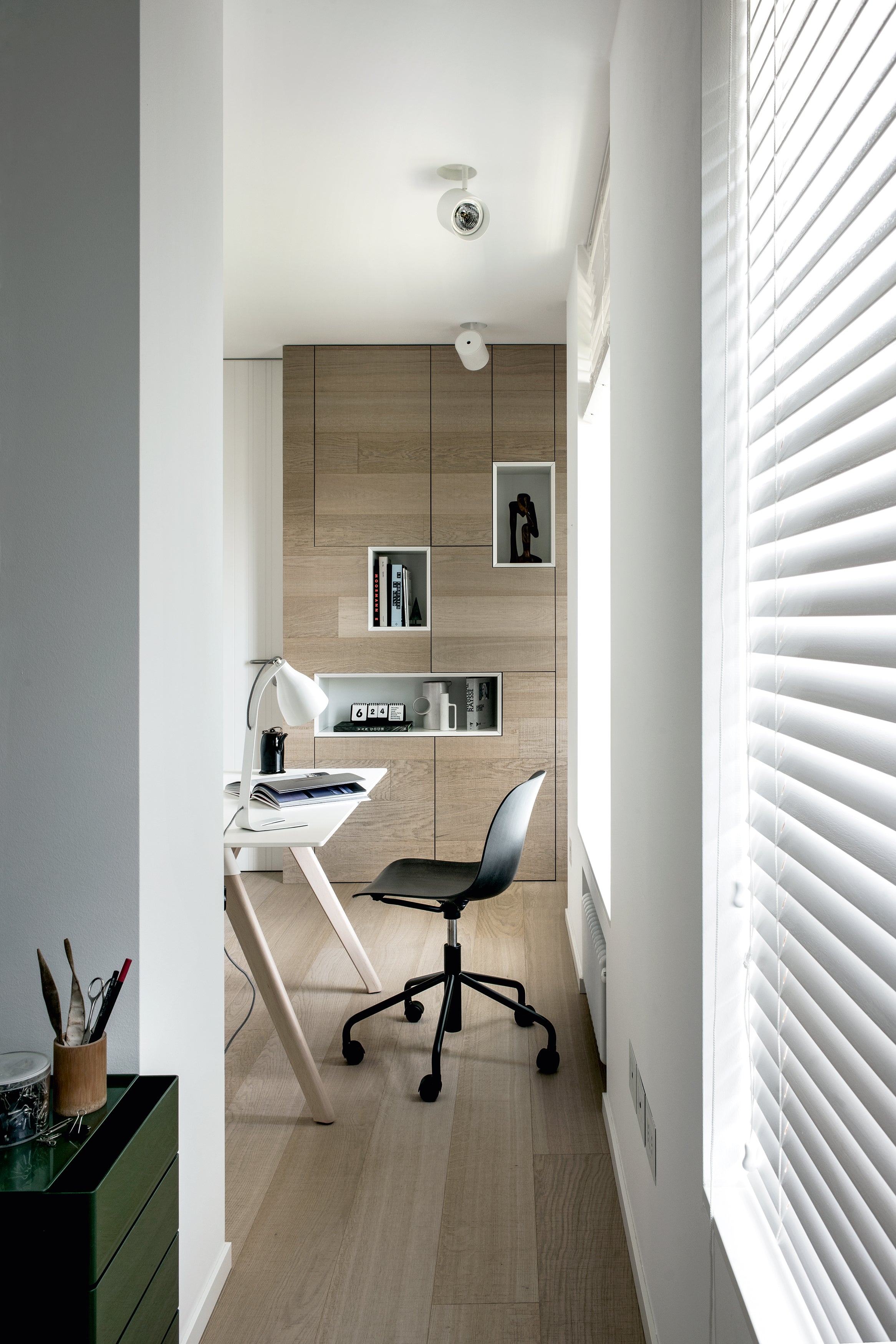 Sedia Girevole Troy: Innovazione ed Ergonomia su 5 ruote