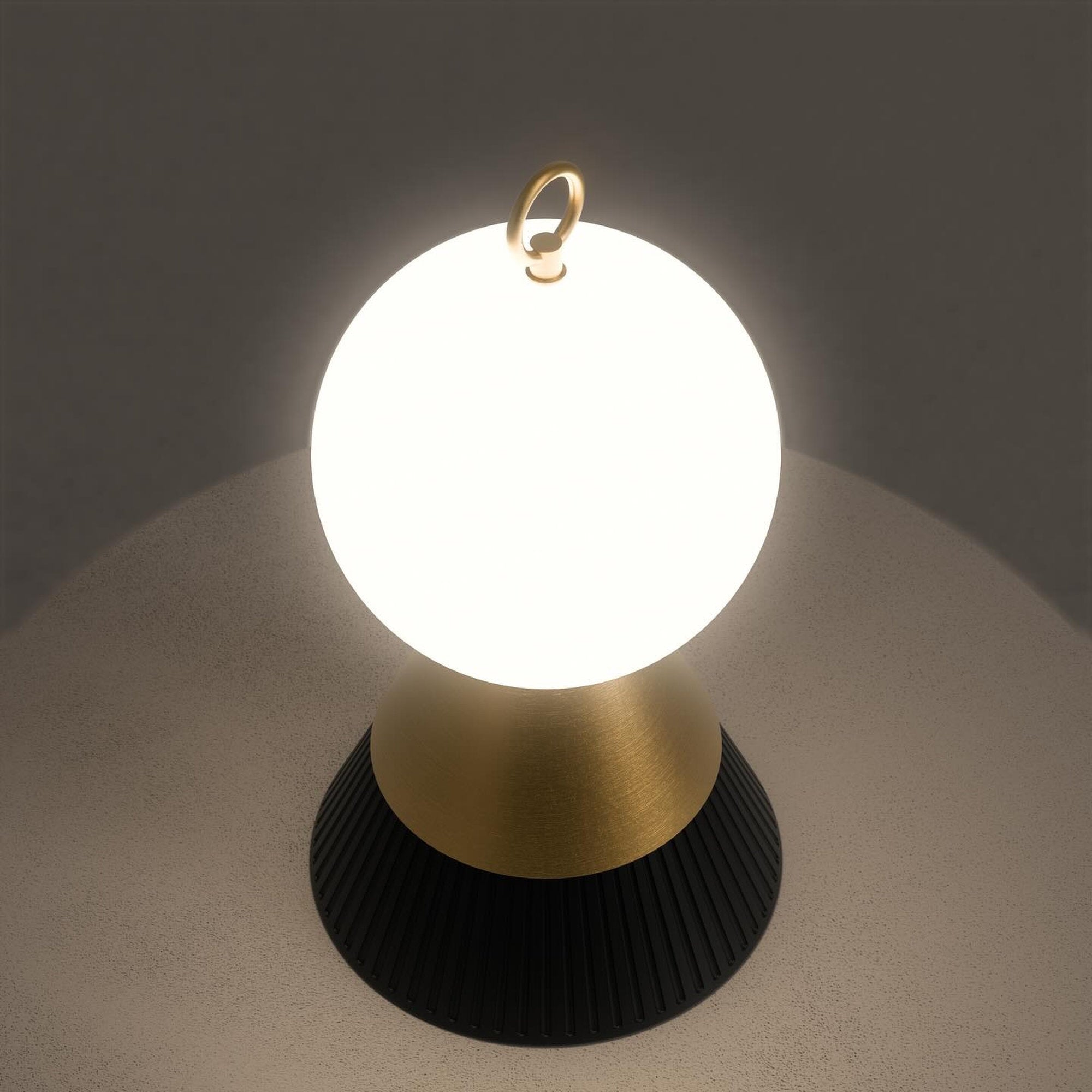 Lampada da parete Bozu Masiero su fondo neutro