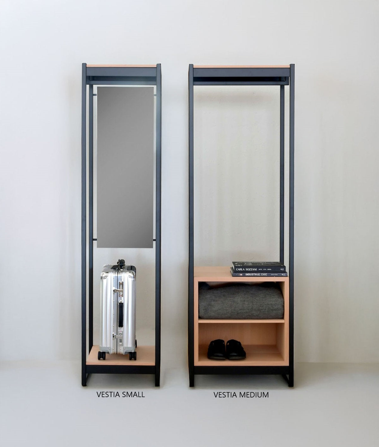 Appendiabiti modulari Vestia Small e Medium xam affiancati ferro verniciato top legno sistema componibile