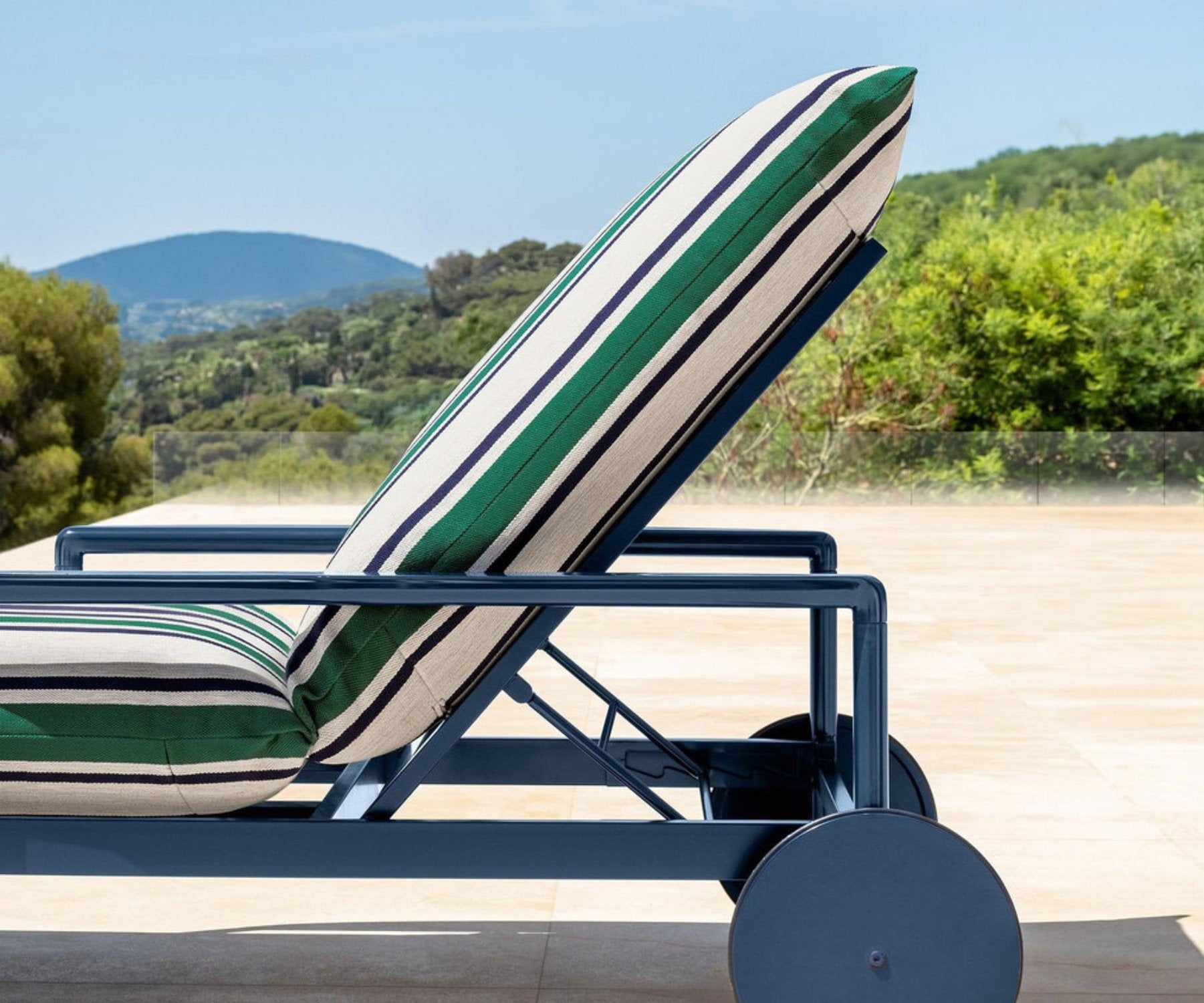 Mobili arredo outdoor per terrazze, giardini, piscine Talenti a Milano