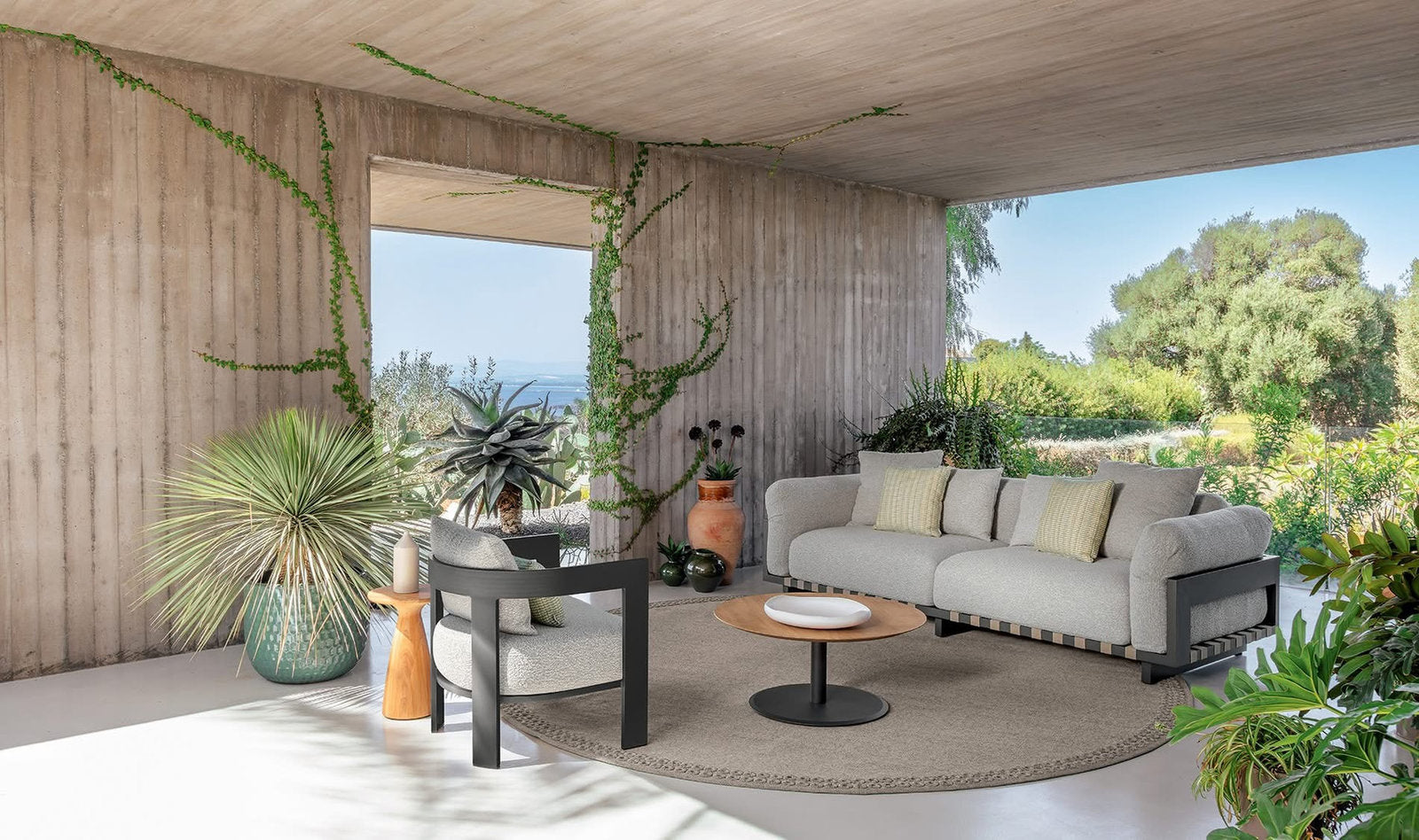 Set divano e poltrona outdoor Talenti Argo Alu in alluminio per terrazza e giardino contemporaneo