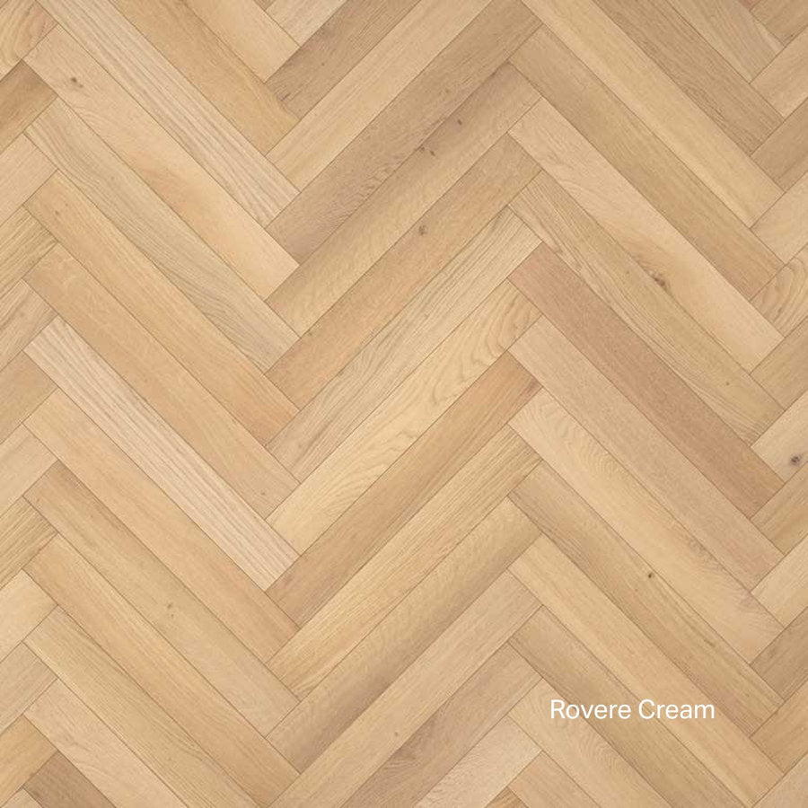 Parquet rovere spina italiana Woodco HER Cream, dettaglio listelli e venatura chiara
