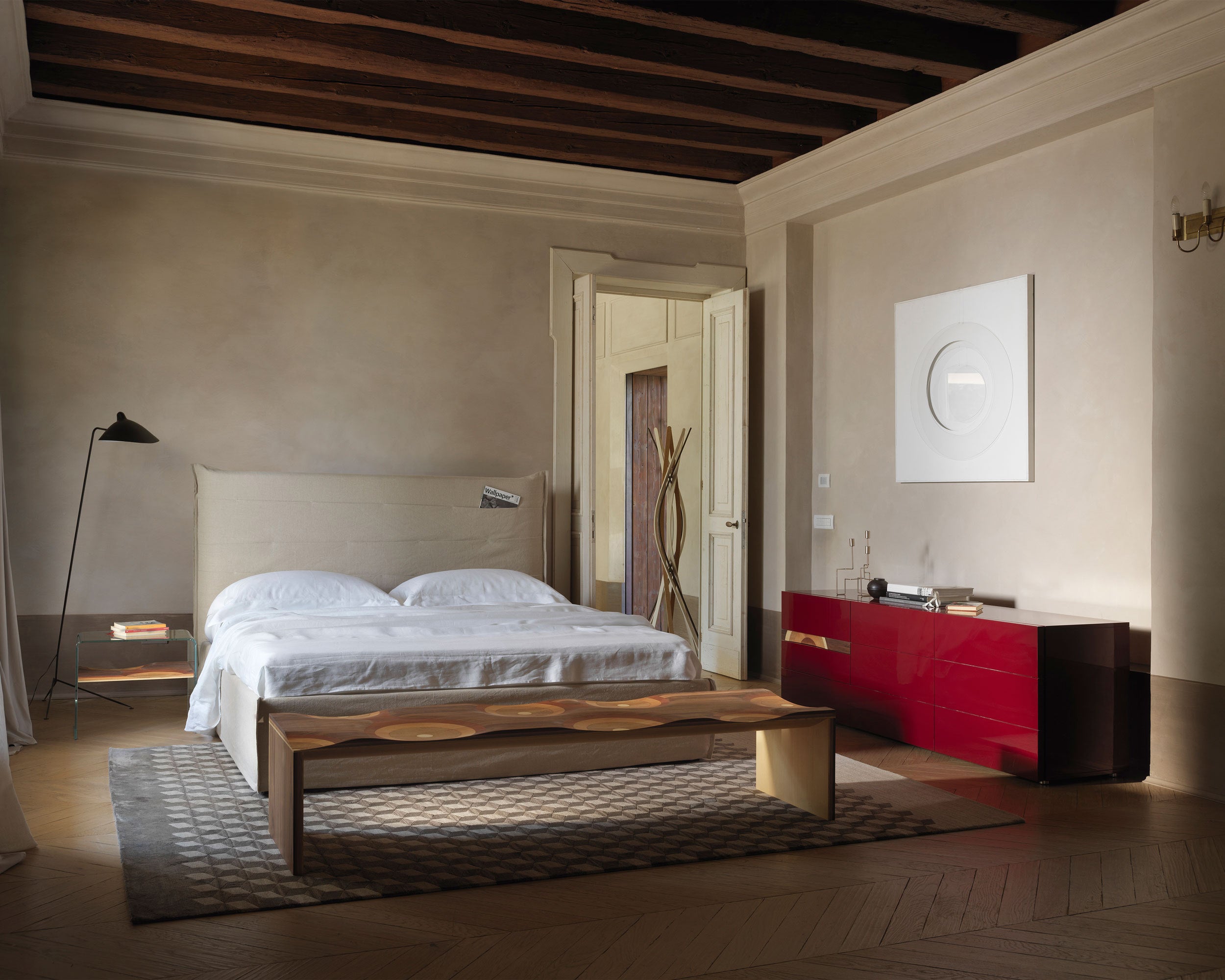 Ripples indoor panca in legno scolpita