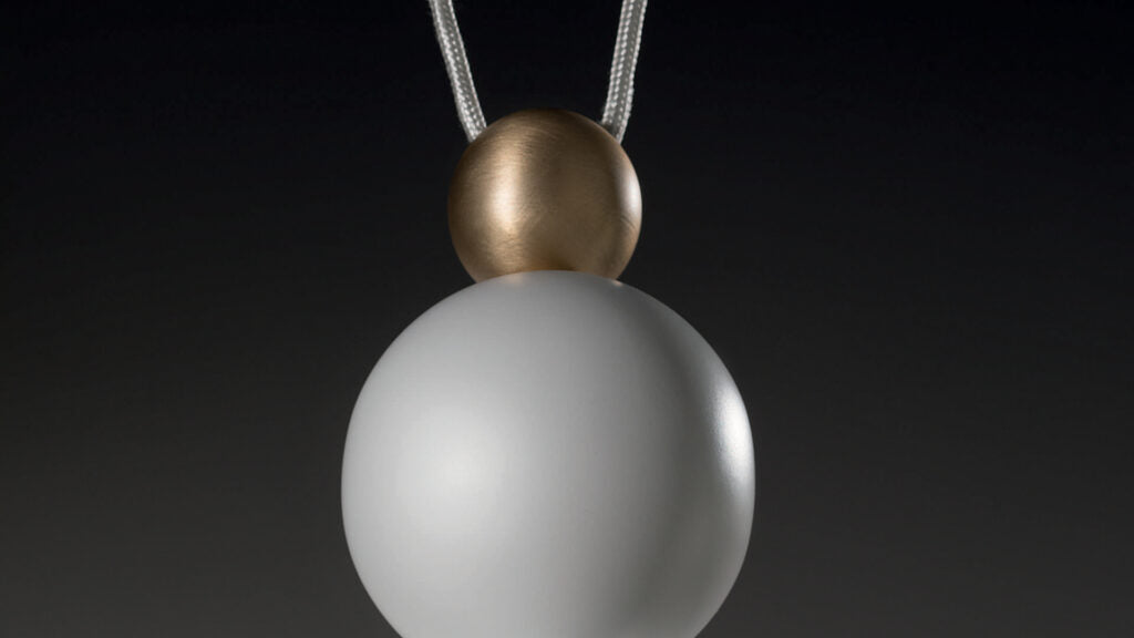  Modulo della sospensione Nappe in versione bianco opaco con dettaglio sfera in ottone