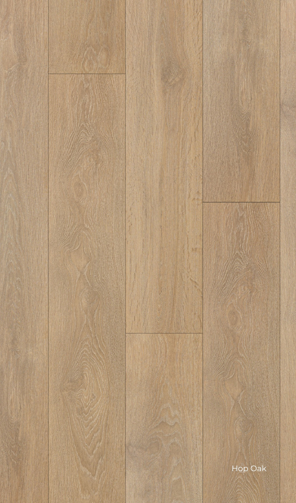 Pavimento laminato effetto legno chiaro Hop Oak di Skema, venature delicate e tono neutro