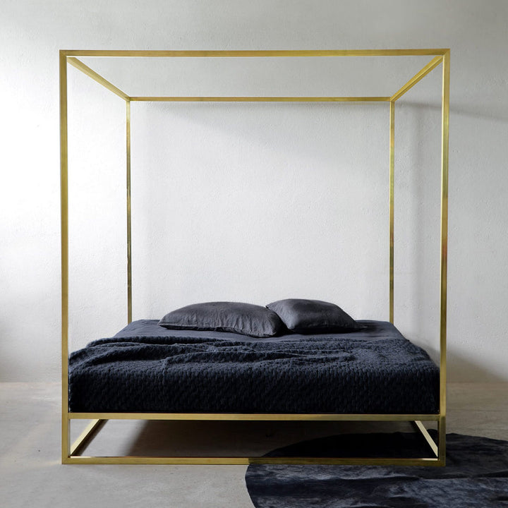 Ashabrass Baldaquin xam letto a baldacchino minimal in ottone