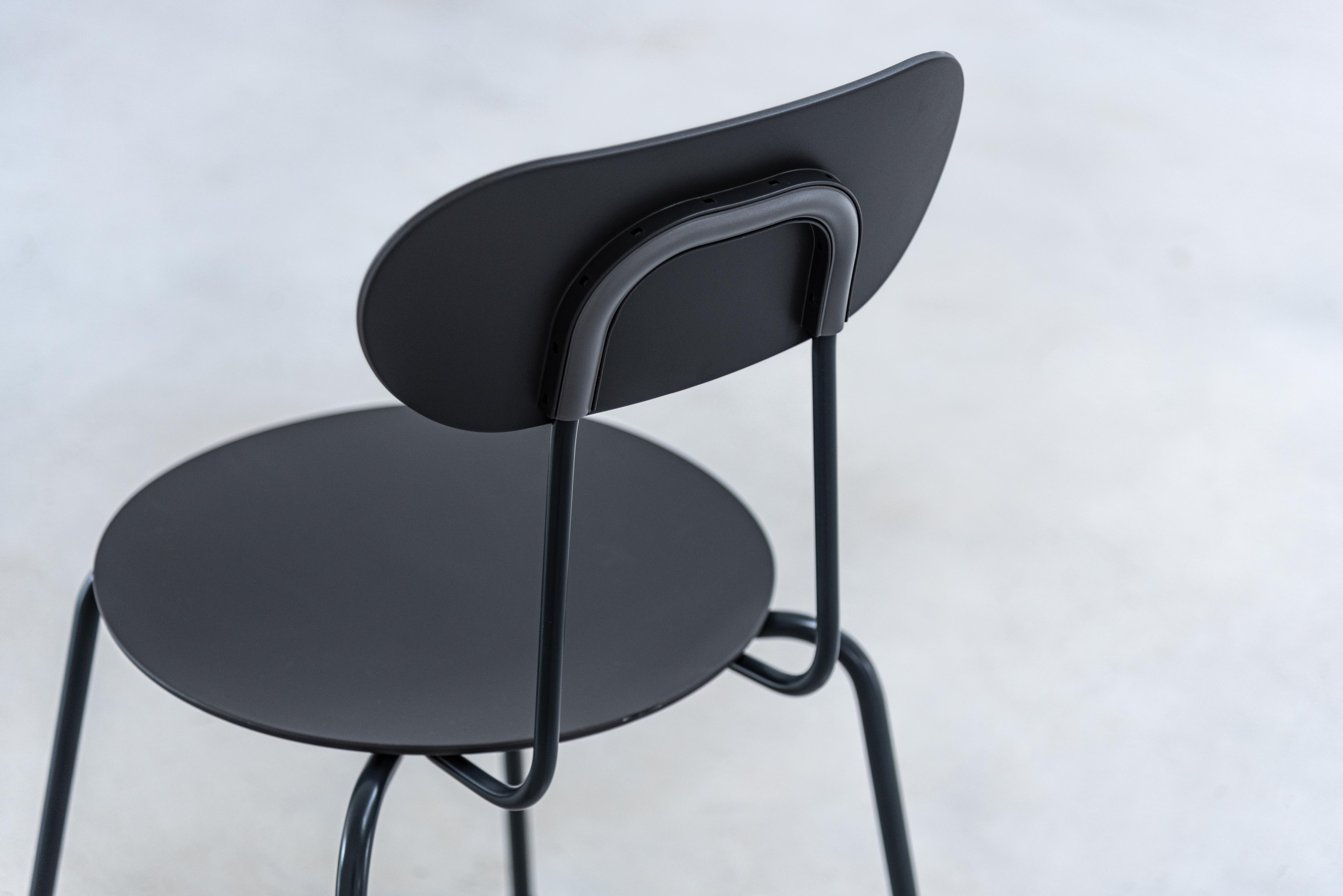 Mariolina Mono: purezza cromatica del design anni '50