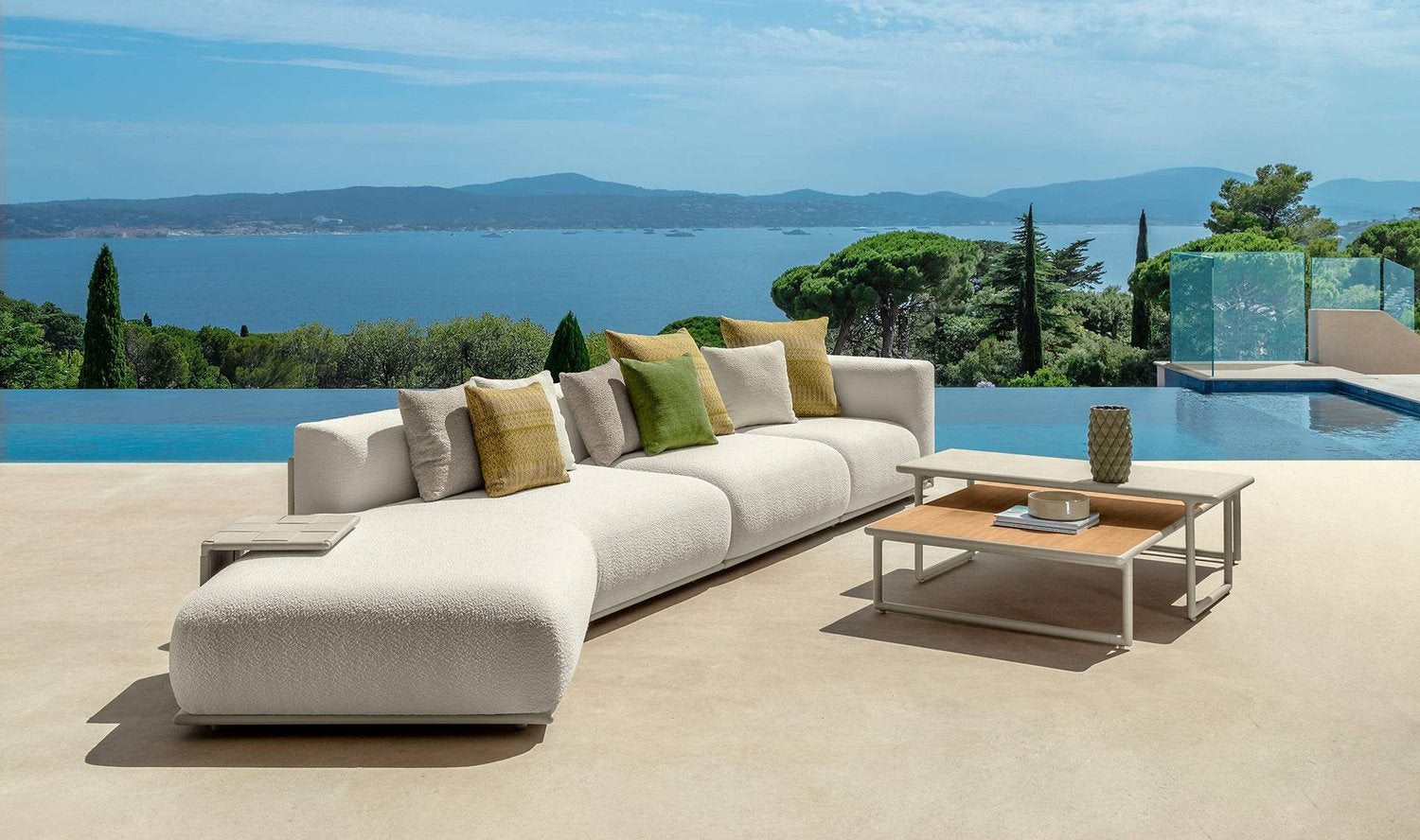 divano modulare outdoor Tresse Talenti con chaise longue e tavolino da esterno