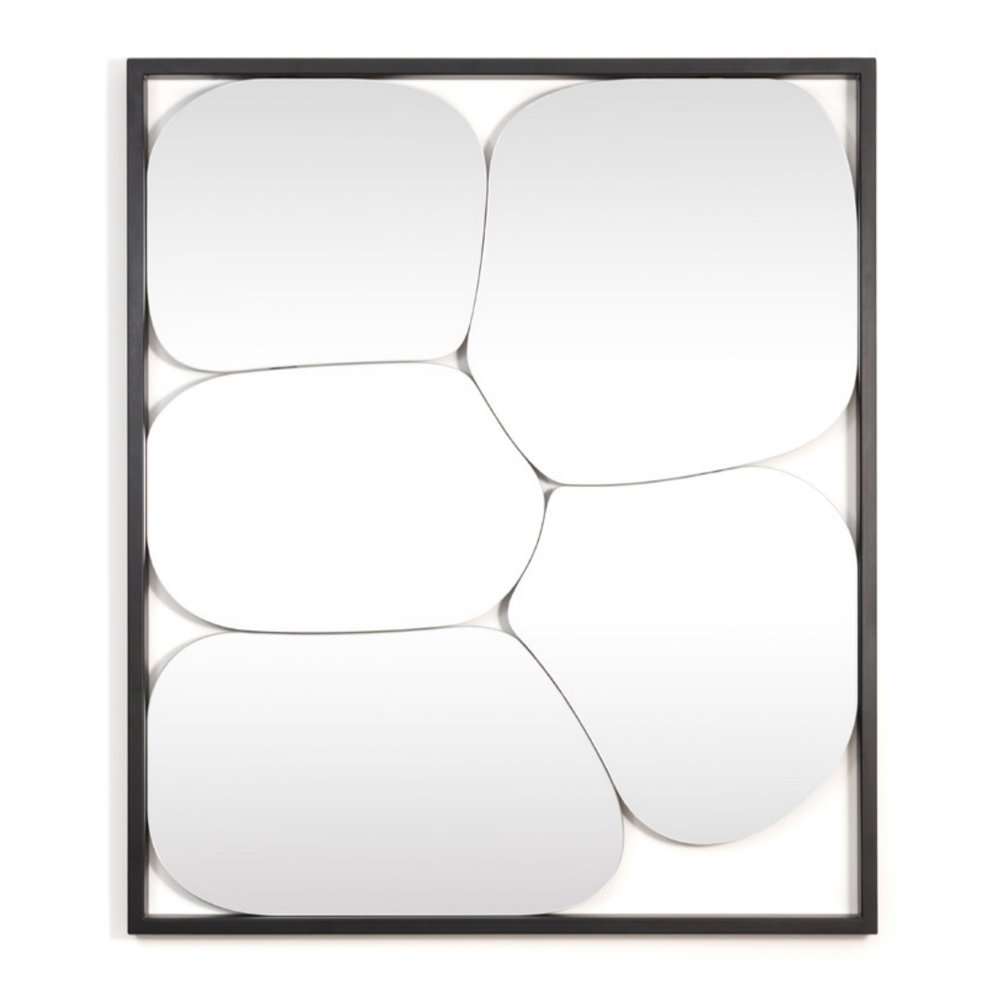 Specchio Morphed Mirror ex Squash Magis con cinque forme organiche all’interno della cornice
