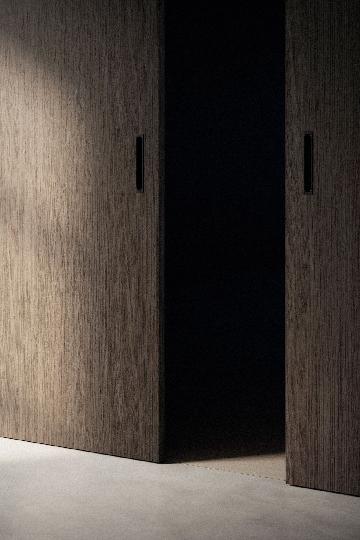 Parete scorrevole in legno per separare living, sistema divisorio Bellagio Wood Viva Porte
