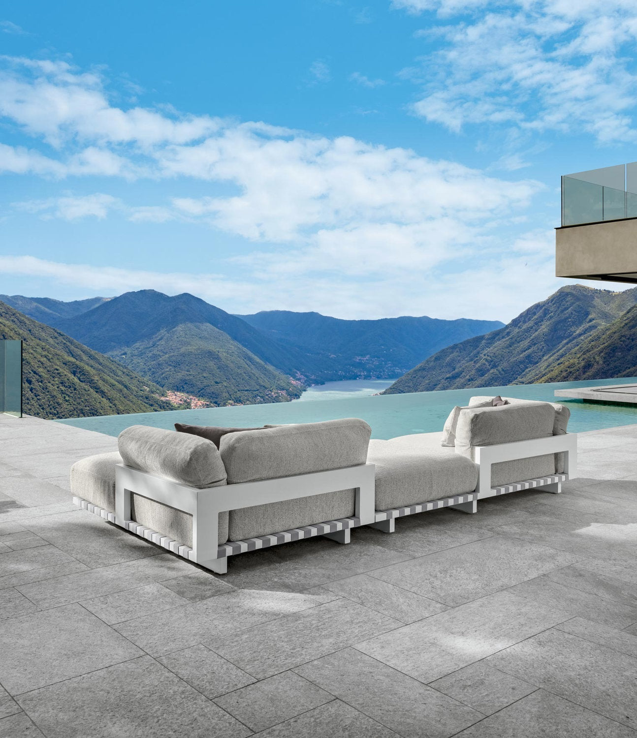 Divano outdoor Talenti Argo Alu in alluminio con cinghie elastiche e cuscini imbottiti