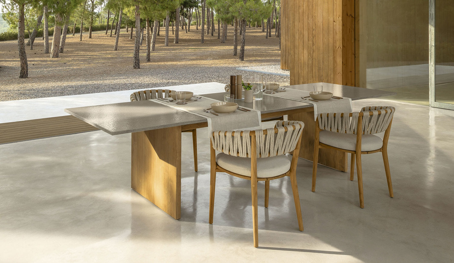 Tavolo da giardino rettangolare Venice Talenti con piano in pietra lavica per outdoor residenziale