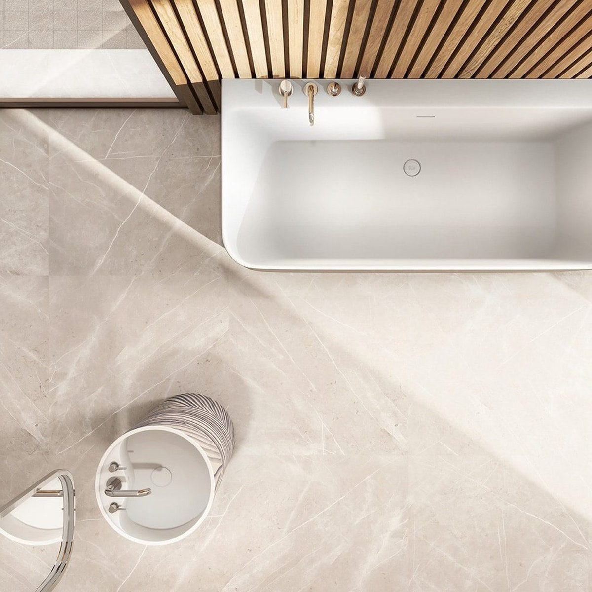 Vasca freestanding Oasi Wall bianca vista dall'alto con rubinetteria a parete e pavimento marmo a spina di pesce